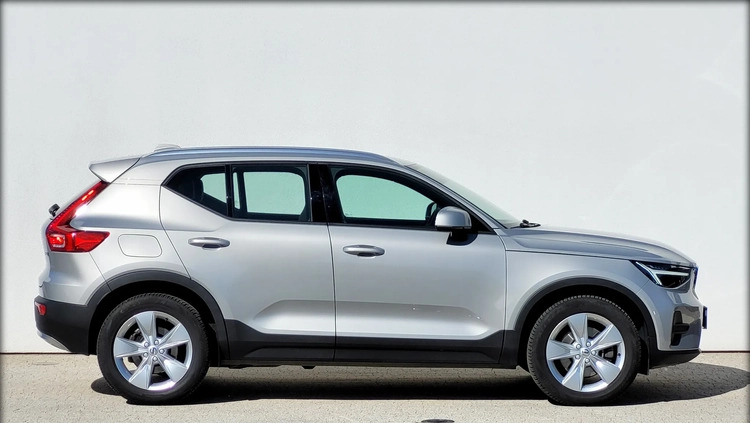 Volvo XC 40 cena 159555 przebieg: 32000, rok produkcji 2023 z Łeba małe 326